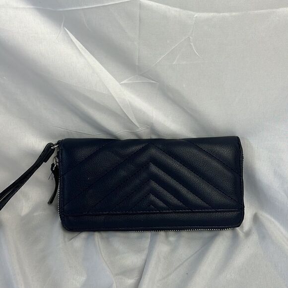 NWT Inc Blue wallet  - Picture 2 of 5